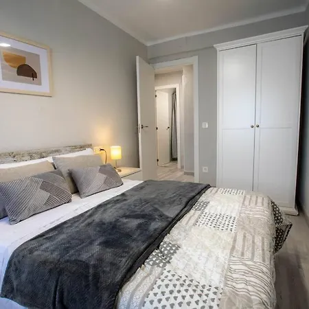 Just Oliver Holidays - Pineda I Apartment